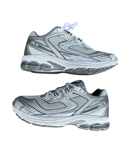 JTR 1.0 Sneaker