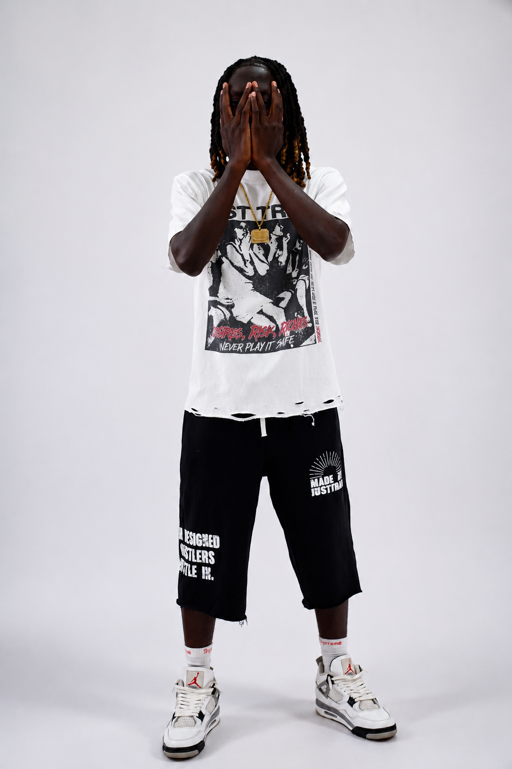 HUSTLE IN IT 3/4 SHORTS